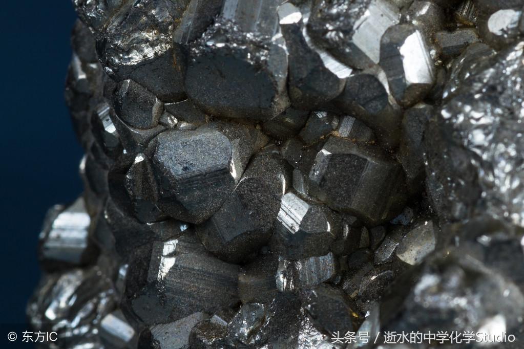 孔雀石的主要成分_高中里的各种石头方程式 孔雀石的主要成分_高中里的各种石头方程式