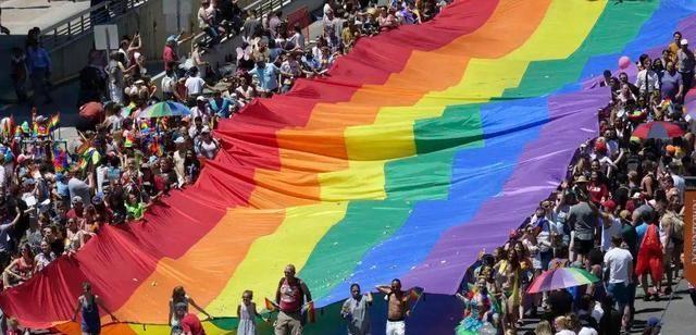 关于「骄傲月」你应该知道些什么?