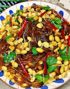 ​豆嘴怎么做好吃？这样做，简单又下饭，一口接一口停不下来