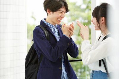 微信搭讪喜欢的人要注意什么(成功搭讪三步曲)