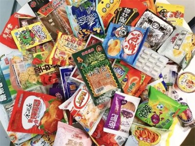 ​小时候吃的零食回忆（回忆杀！这些小时候的爆款零食，有你吃过的吗？）