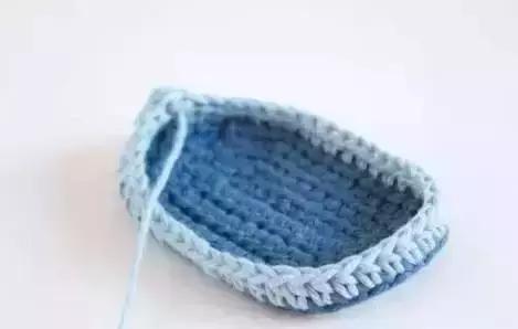 0-1岁婴儿鞋钩编织教程(谁家媳妇这么厉害)(5)