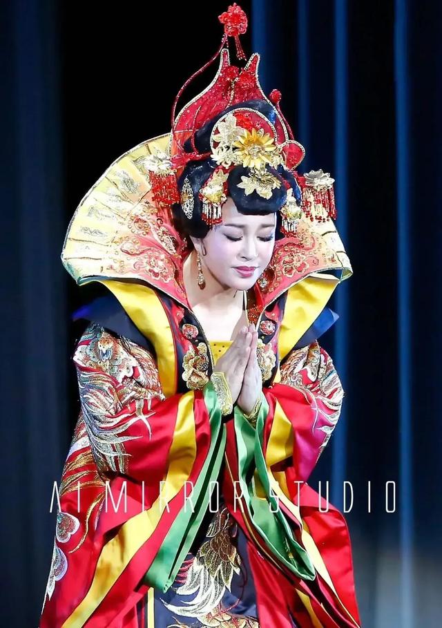 一代女皇武则天刘晓庆（霸王武则天刘晓庆）(1)