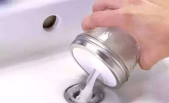 下水管道油污结块怎么疏通,饭店厨房下水道油污结块堵塞怎办图8