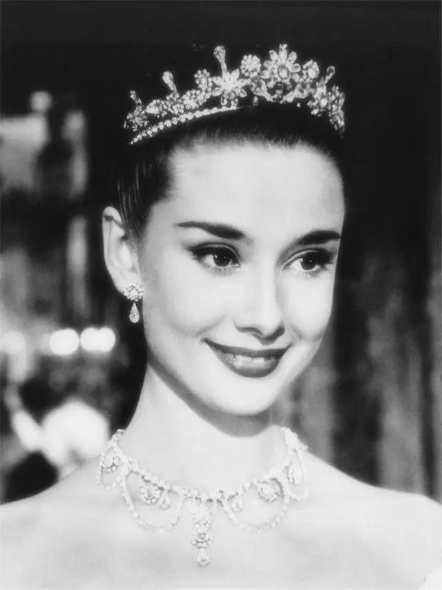 有一种爱叫纪梵希和赫本的故事（有一种无条件的爱）(1)