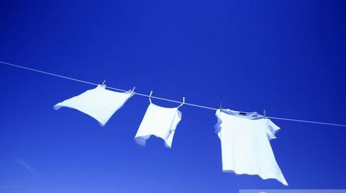 这个笔划到棉服上了，怎么能洗下去啊