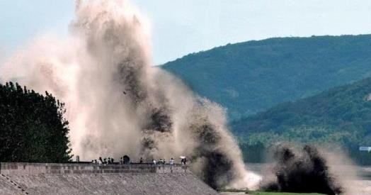 钱塘江潮水时间,钱塘江的潮水每天什么时候来?一天来几次?图2