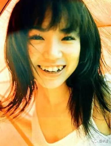 虎牙知名主播你喜欢哪一位呢(俏皮可爱日本网友评选)(11)