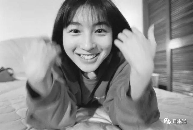 虎牙知名主播你喜欢哪一位呢(俏皮可爱日本网友评选)(12)