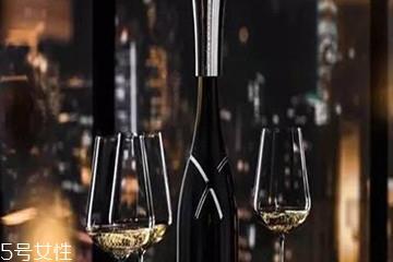 酩悦香槟保质期 酩悦香槟打开方法