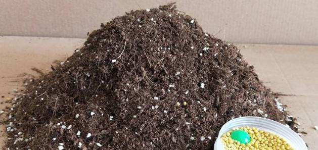 买的营养土还用掺土吗（昂贵的营养土调配有秘方）