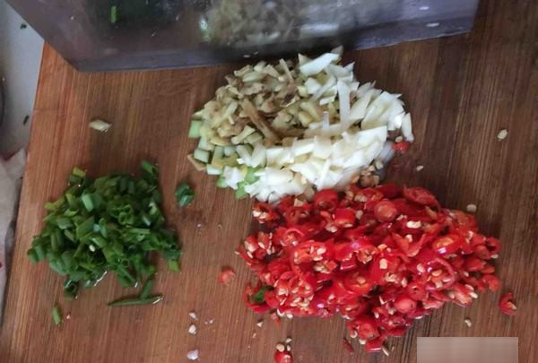 鲤鱼怎么吃有营养,鲤鱼和什么炖一起有营养图3