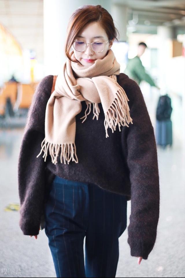 一条围巾的六种穿搭（整理了6种围巾的经典围法）(10)