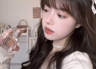 ​送礼物给女生送什么好，更能吸引她