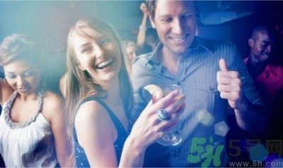 和前男友怎么聊天?可以和前男友好好相处的方法