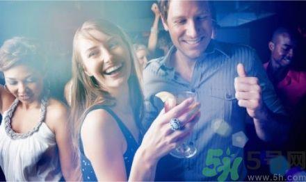 和前男友怎么聊天? 和前男友怎么聊天?