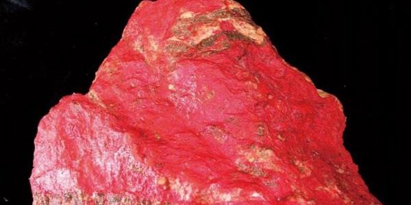 生活朱砂手串的功效与作用佩戴禁忌 朱砂有啥作用  2