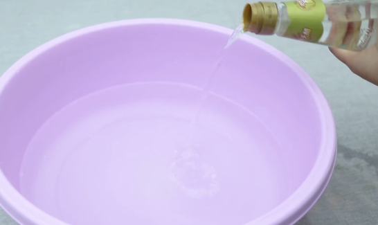 毛衣会越洗越大还是越洗越小,毛衣洗过之后会变大还是变小好图4