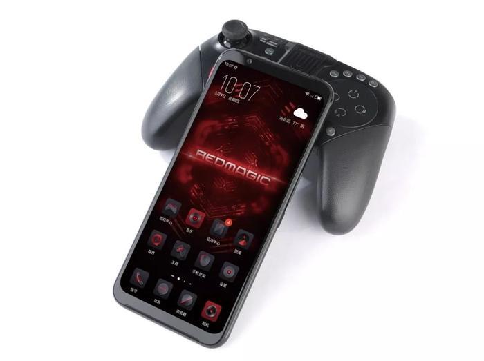 探索电竞手机新形态，液冷+风冷的红魔3电竞手机