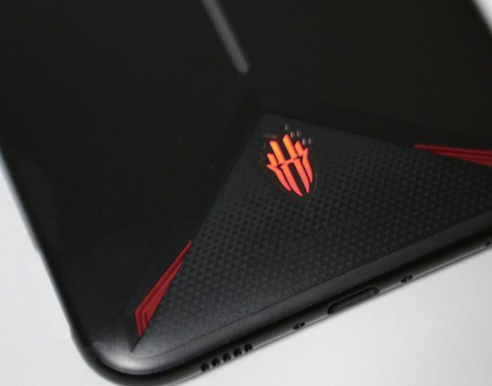 探索电竞手机新形态，液冷+风冷的红魔3电竞手机