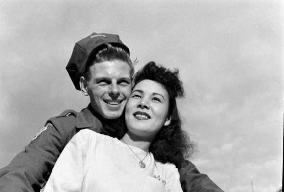 苏联小兵带九名日本女俘隐居深山,19年竟生下71个子女