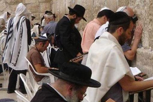 犹太人标准长相是怎样的?看看二战德国人是如歌分辨犹太人的