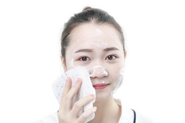 去角质可以用在脸上吗 去角质可以用在身上吗