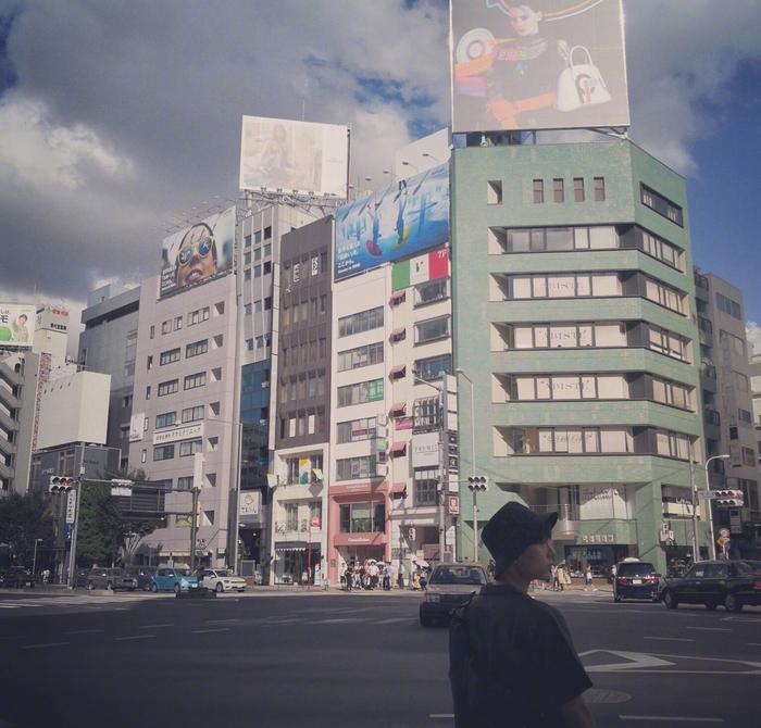 肖战陪你过七夕
你的男朋友@X玖少年团肖战DAYTOY 是一名有名的设计师