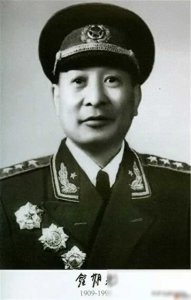 ​钟期光将军四子四女盘点：1、长子：钟德苏，1944年生，曾