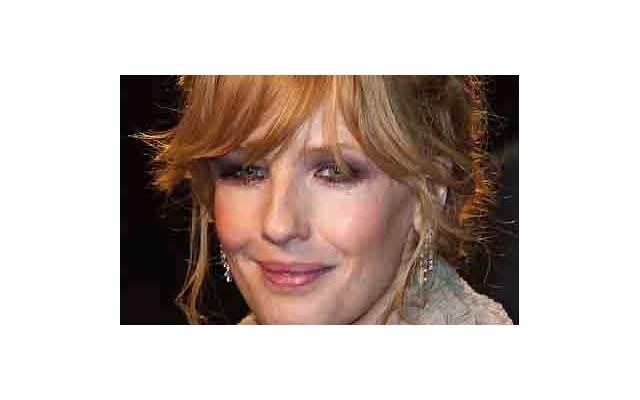 巨齿鲨的演员（杰森斯坦森续拍巨齿鲨2）