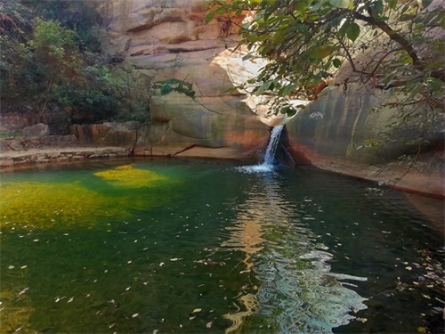 仰韶大峡谷：以险、奇、清、幽、神、灵、野、秀的山水而著称