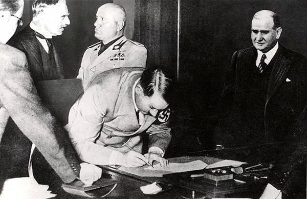 捷克和斯洛伐克为何恨俄罗斯（捷克斯洛伐克实力不算太弱）(5)