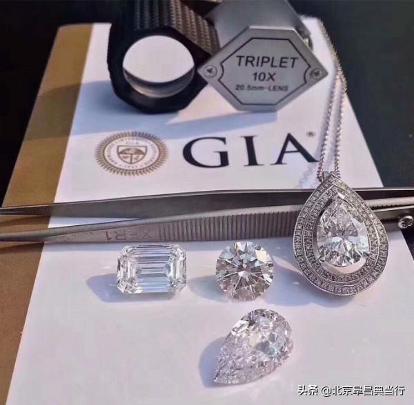 你知道选购钻石的步骤有哪些吗（什么样的钻石买之前需要三思）(2)