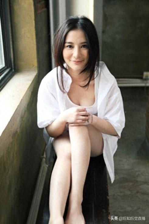 影视女演员熊乃瑾最美的10张照片欣赏,精致的五官,面容姣好