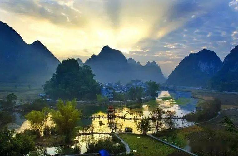 二、靖西市自然风光和红色旅游景区