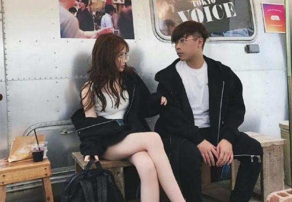 小漠直播一年有多少钱(国服第一归来小漠即将回归斗鱼)(4)