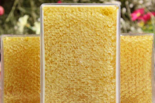 蜂巢蜜的保质期一般是多久 蜂巢蜜的真假怎么辨别