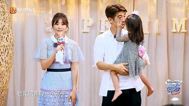 妈超3收官看三位爸爸的表现，杜江高调秀恩爱，他却有点不自在？