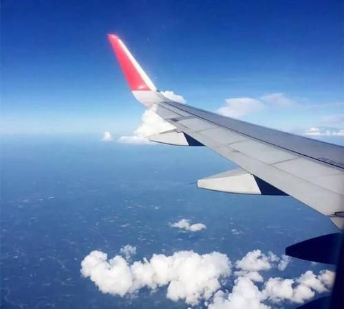 第一次坐飞机好紧张哦怎么办