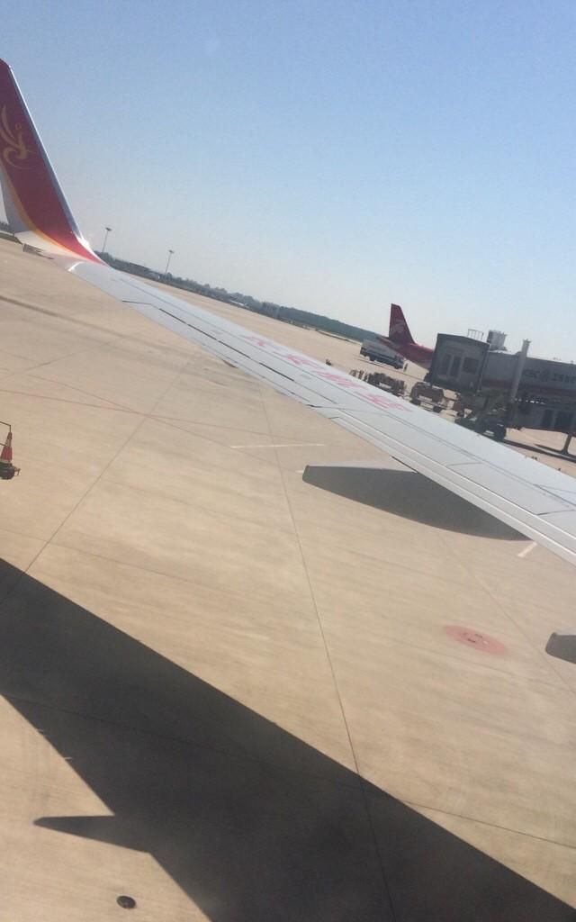 第一次坐飞机常见尴尬，去出差第一次坐飞机好紧张？图4