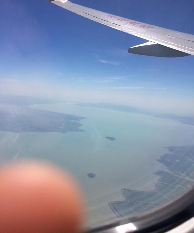 第一次坐飞机常见尴尬，去出差第一次坐飞机好紧张？图3