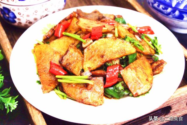 土豆片怎么炒才好吃又脆又好看（牢记别直接下锅炒）(10)