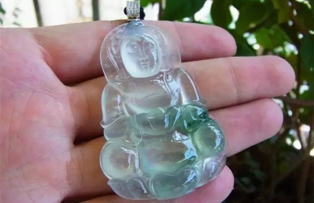 玛瑙是玉吗（教你辨别最容易混淆的3种玉石）