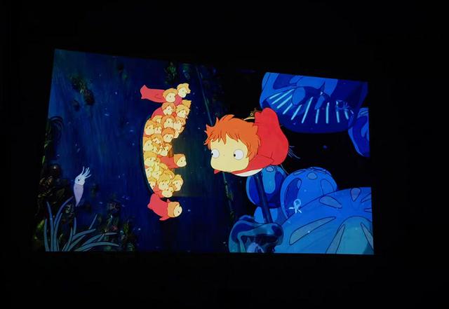 如何正确使用投影仪（投影仪的N种打开方式）(1)