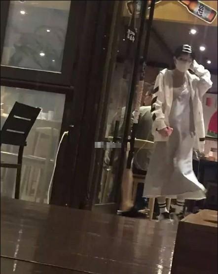 赵丽颖回怼网传爆料怀孕6个月，网友就喜欢赵丽颖这个脾气