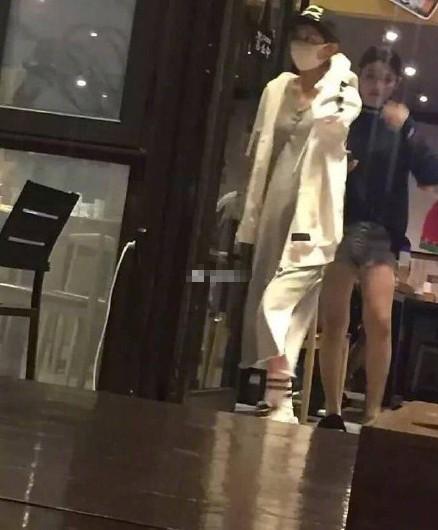 赵丽颖回怼网传爆料怀孕6个月，网友就喜欢赵丽颖这个脾气