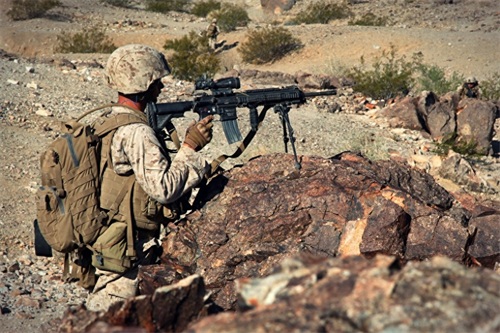 每日九张军事图片 - 走入现代战争 最真实的场面（第一期）