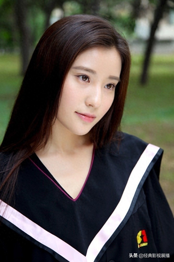 “北电最美女生”鲍天琦