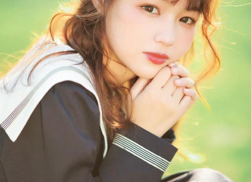 怎么追女生让她感到舒服自然，不显得刻意