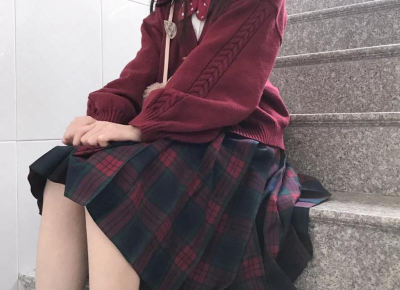  自从今年老婆做了个微商，感觉我们夫妻之间都很少沟通了